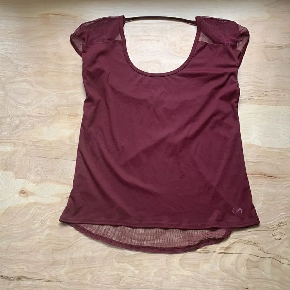 Active Wear Top  - Picture 3 of 5